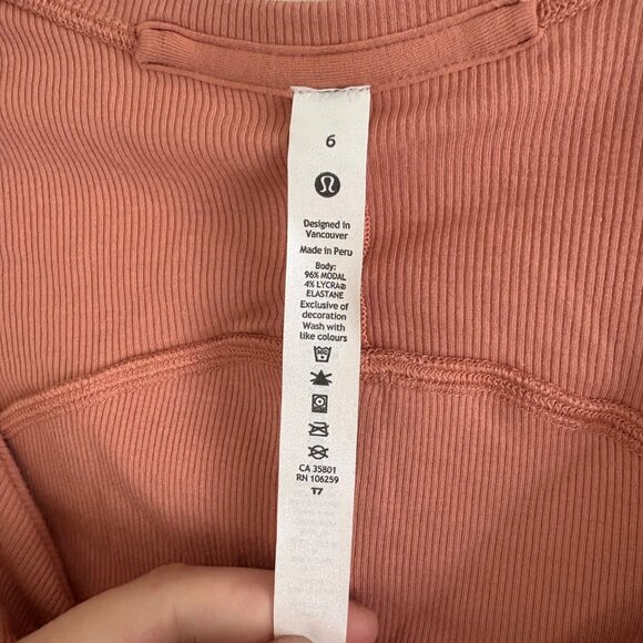 Lululemon Athletic LA Twist Front Crop Short Sleeve Top Pink Savannah NWT Sz 6 - Picture 6 of 7